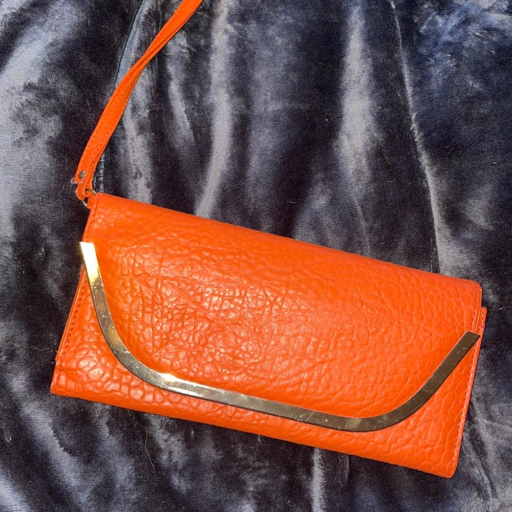 Retro X Clutch - image 1